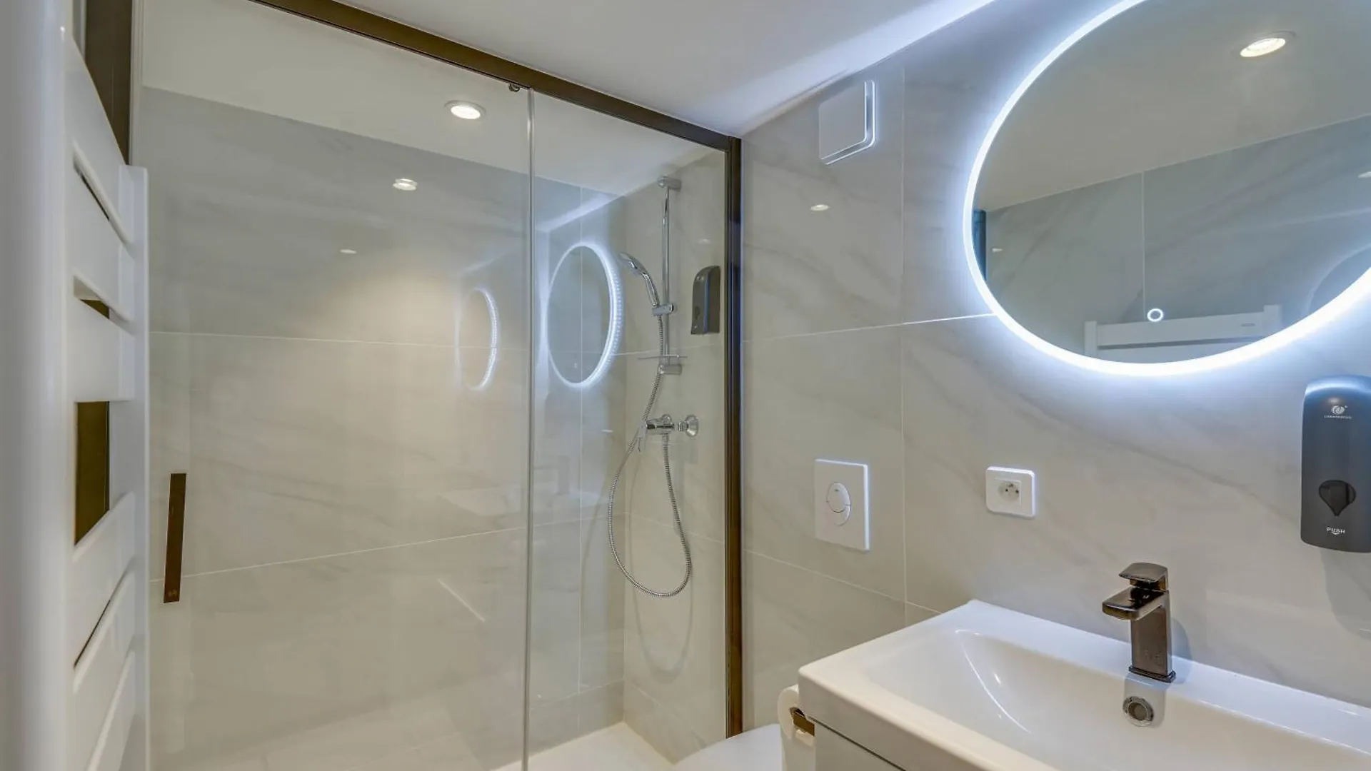 Appartement Brp Cannes Center, Two